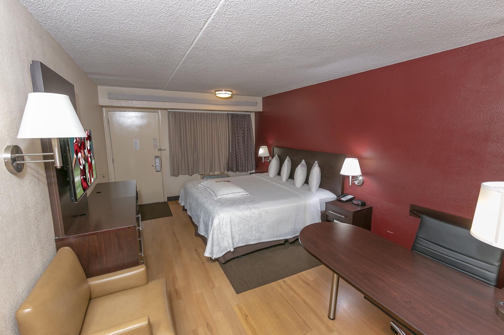 Red Roof Inn Plus+ Wilmington - Newark Christiana Екстер'єр фото