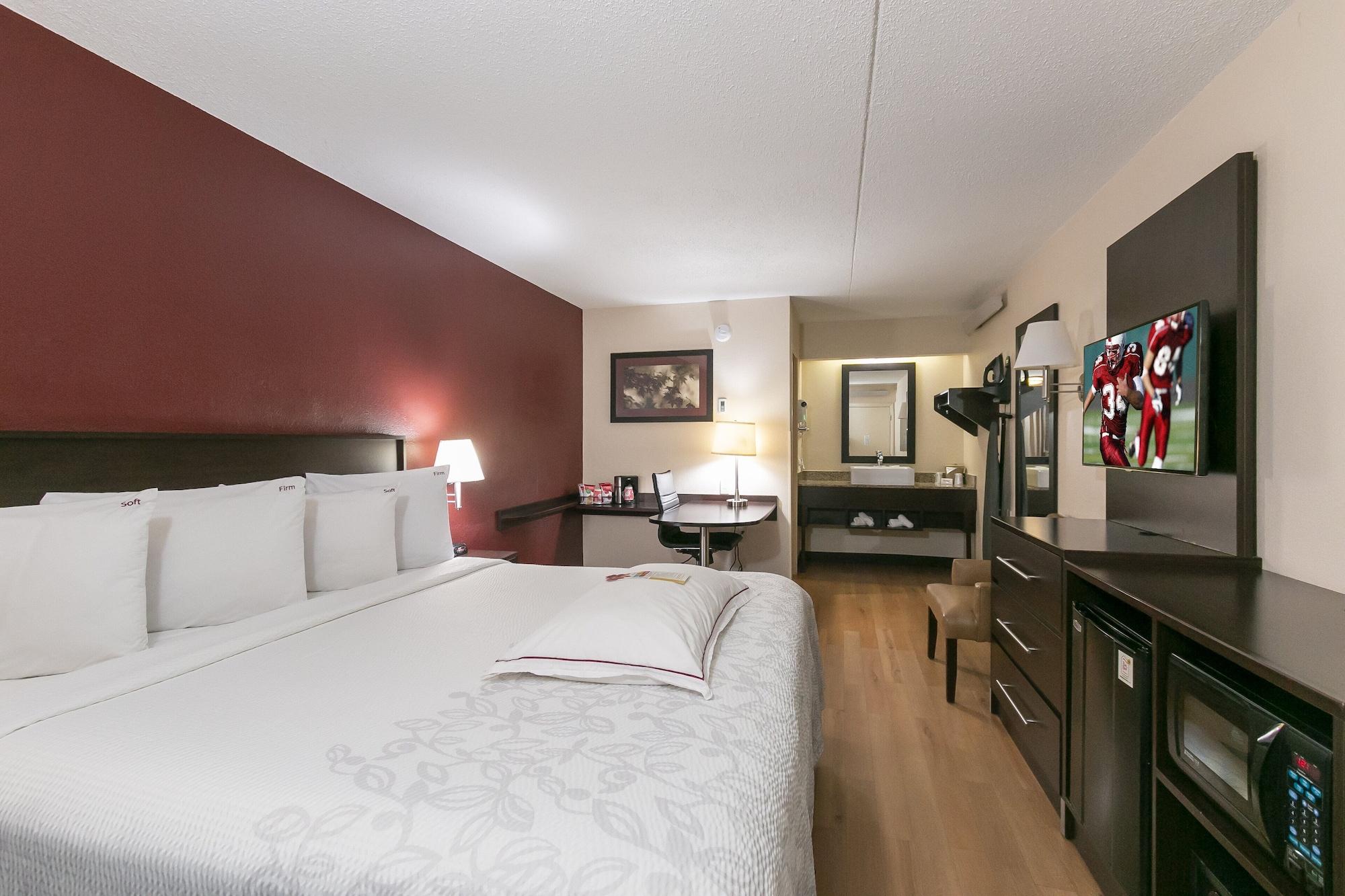 Red Roof Inn Plus+ Wilmington - Newark Christiana Екстер'єр фото