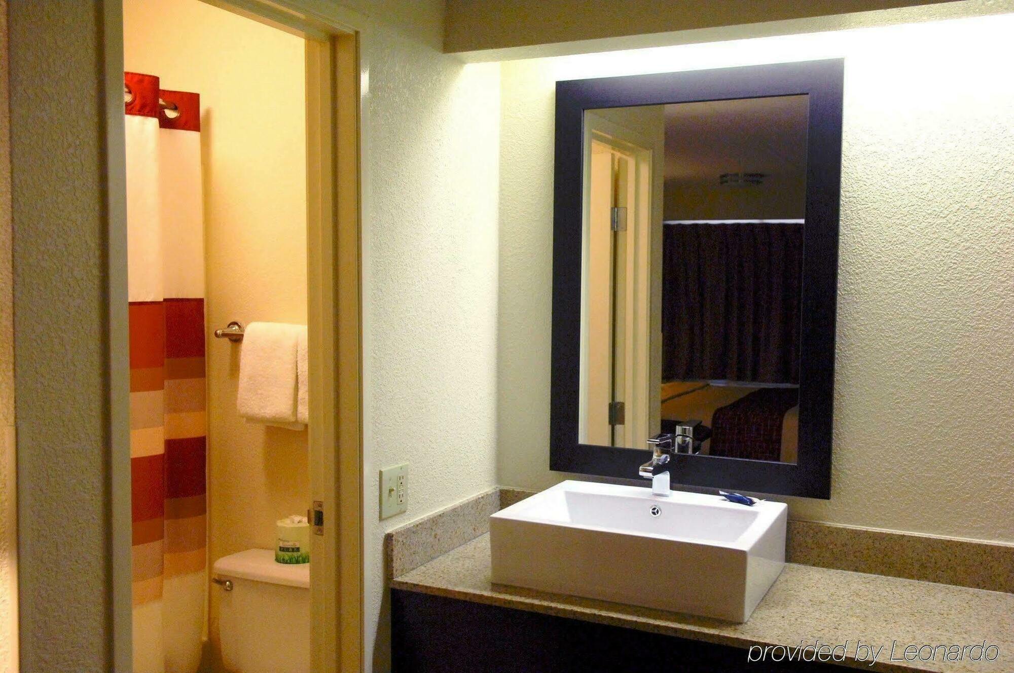 Red Roof Inn Plus+ Wilmington - Newark Christiana Екстер'єр фото