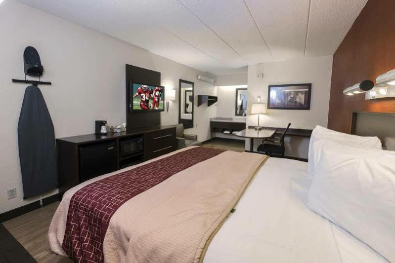 Red Roof Inn Plus+ Wilmington - Newark Christiana Екстер'єр фото